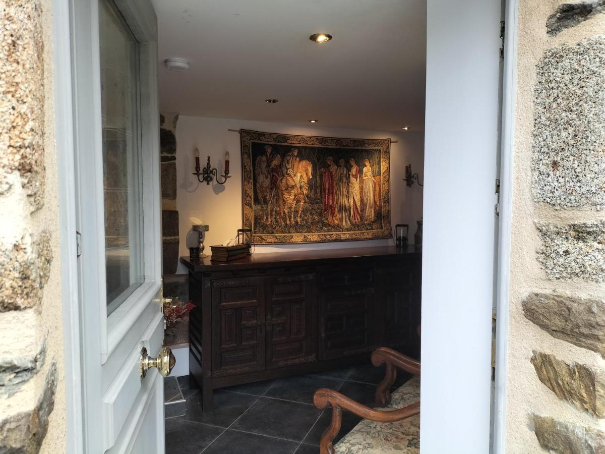 L'Escapade Médiévale Fougères Extérieur photo