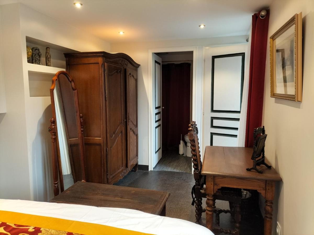 L'Escapade Médiévale Fougères Extérieur photo